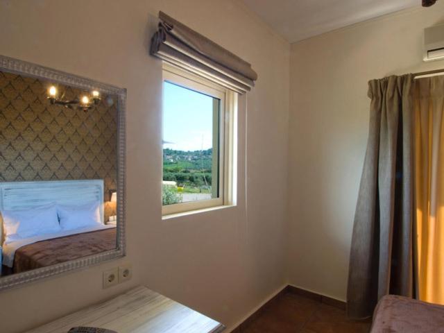 Fotis Rooms Skafidia Rom bilde
